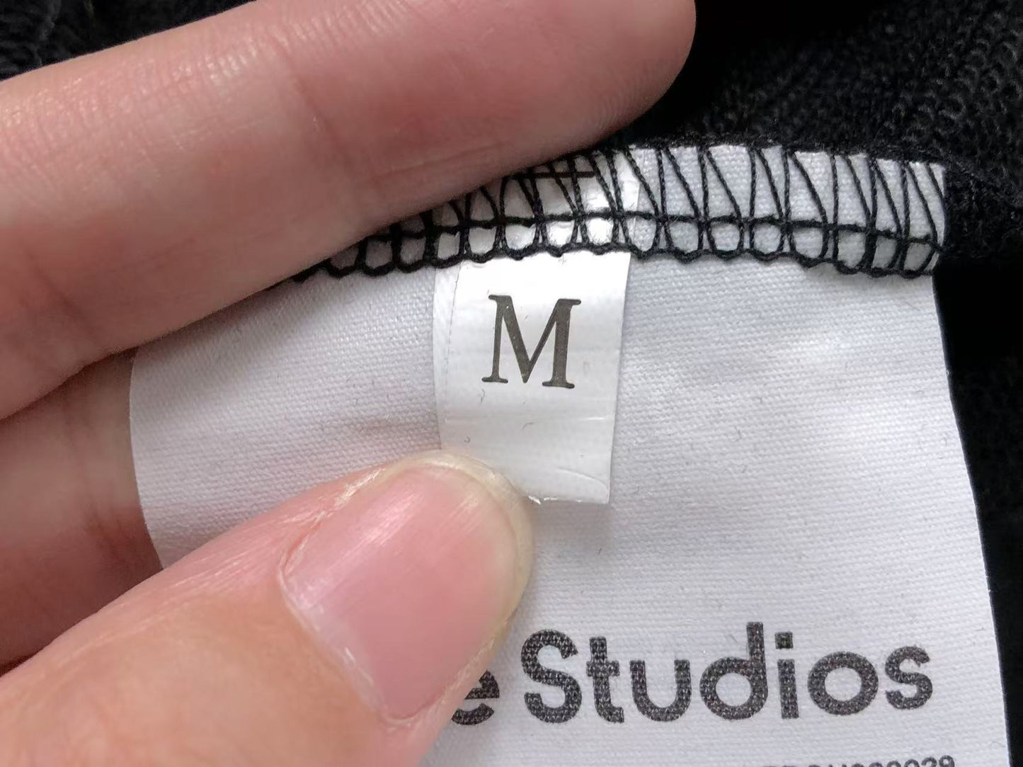 Short Acne Studios Casual Core